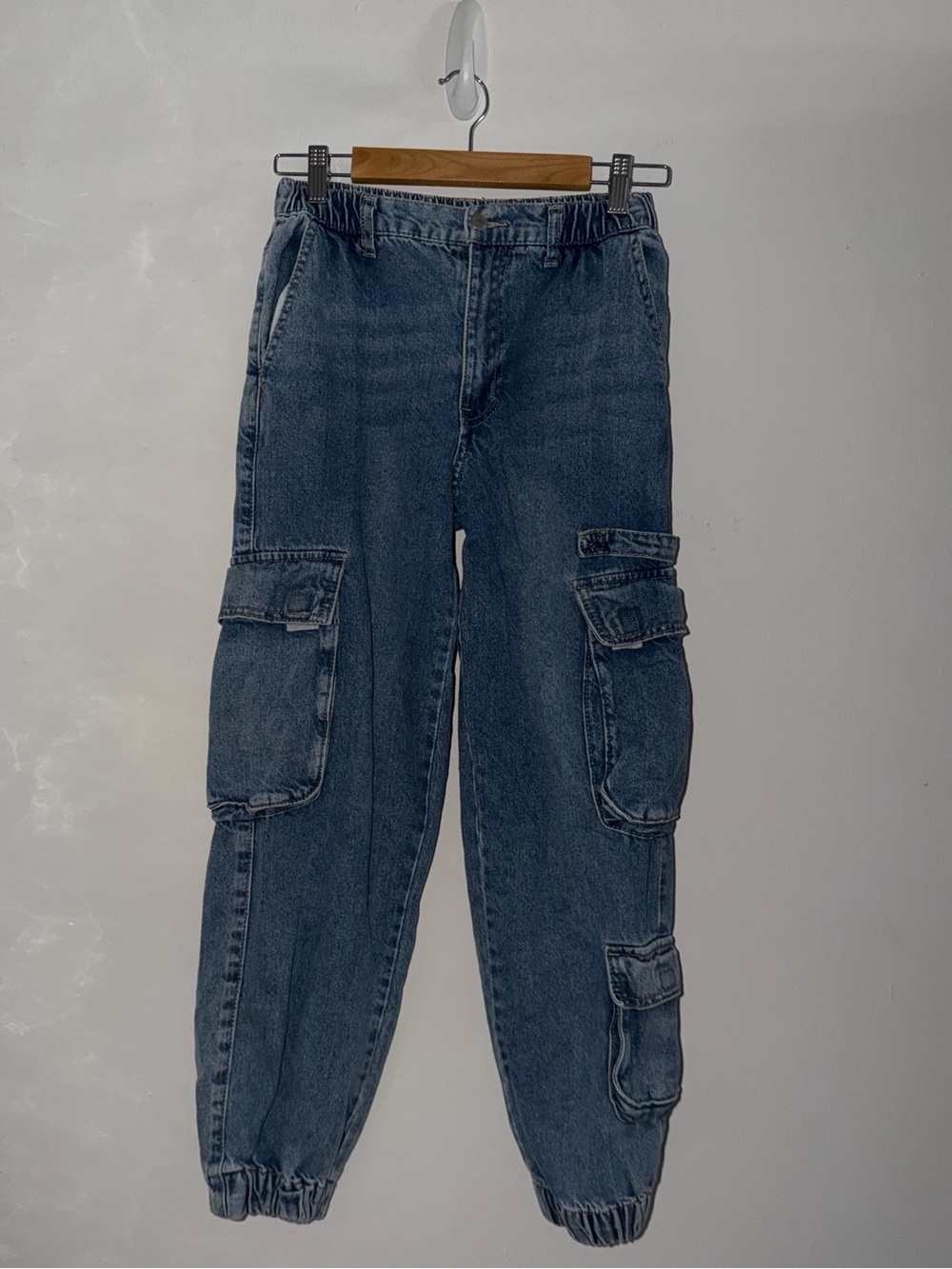Forever 21 Blue Elastic Waist Denim Cargo Pants Size Small